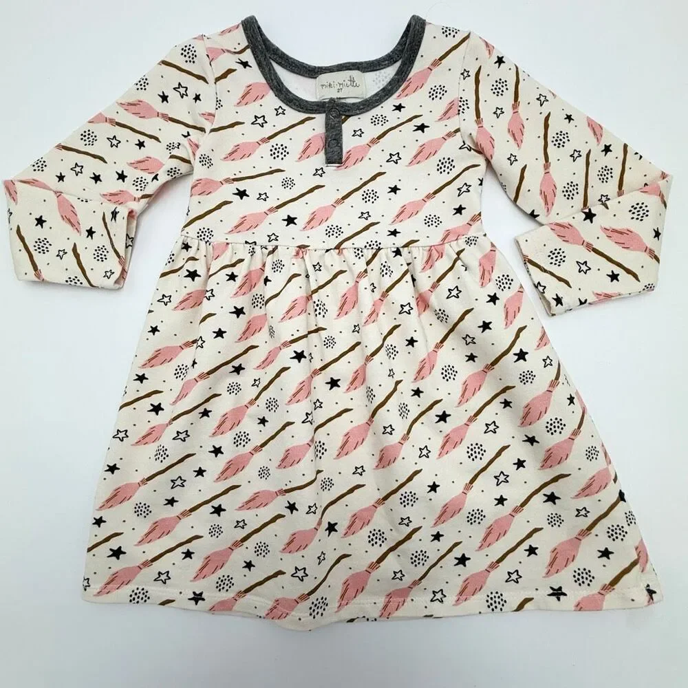 Miki Miette Boutique Long Sleeve Pink Broomstick Black Star Print Fit and Flare